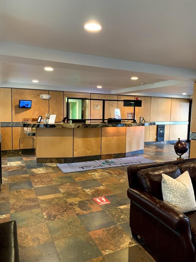 Park Regency Hotel Park City Buitenkant foto